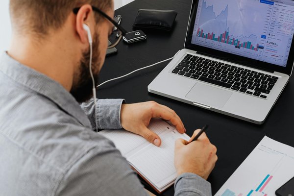 Comment la technologie informatique transforme la société que vous ne pouvez pas ignorer